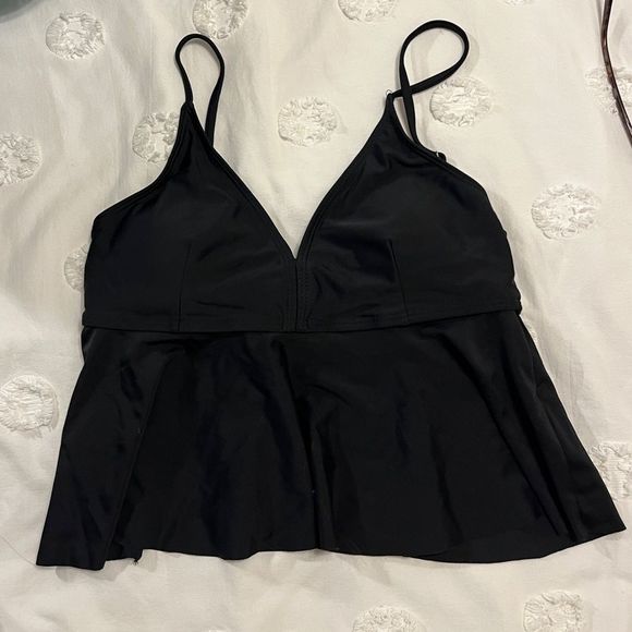 SHEIN Other - Black Full coverage v-neck tankini top shein